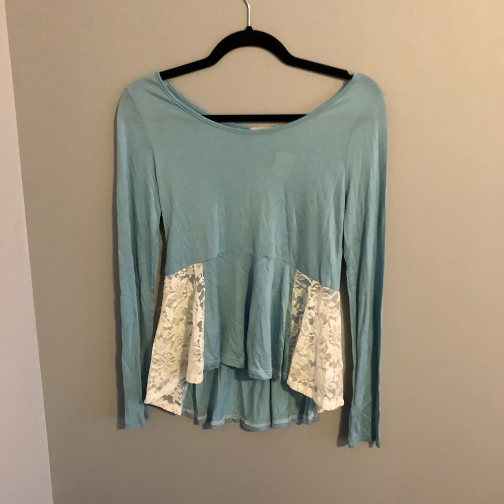 TIMING | Lace Peplum Top